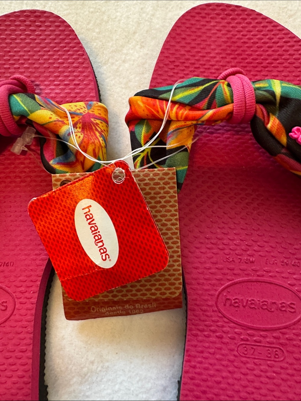 NWT Havaianas Tropical Bow Flip Flops Pink Brazil Sandals US 7/8 - Picture 4 of 7